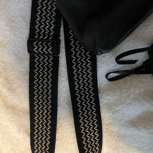 Callista black leather bag with matching pouch - Picture 10 of 14